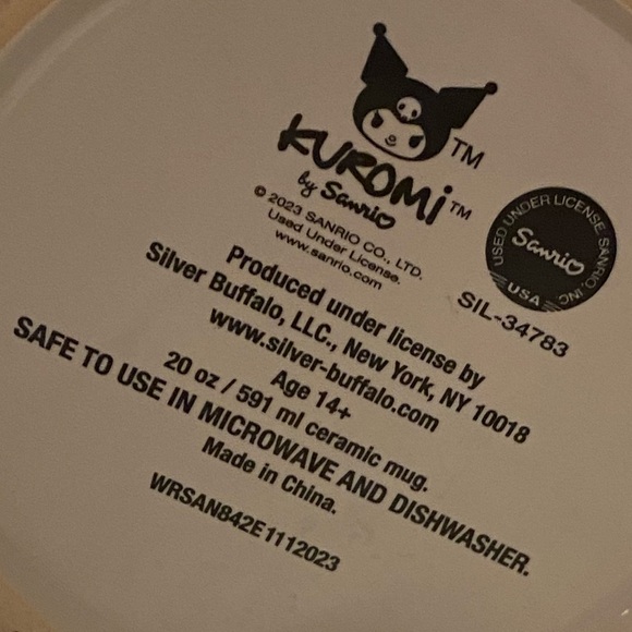 BRAND NEW !!! Kuromi Mug with Cake-Themed Design - Picture 5 of 5